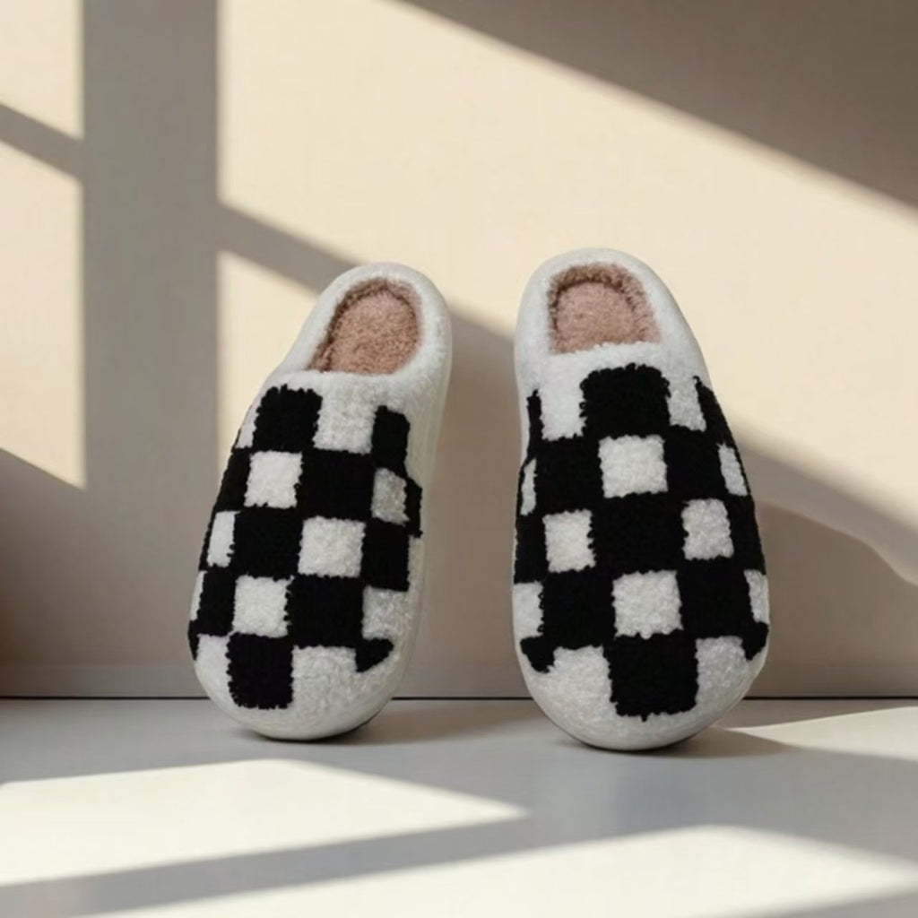 Winter Cute Cartoon Smile Flannel Slippers Wholesale Home Fuzzy Slippers